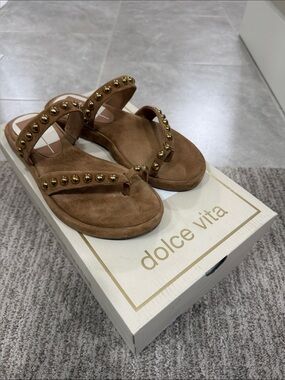 Dolce Vita Brown Suede Amary Stud Thong Sandals